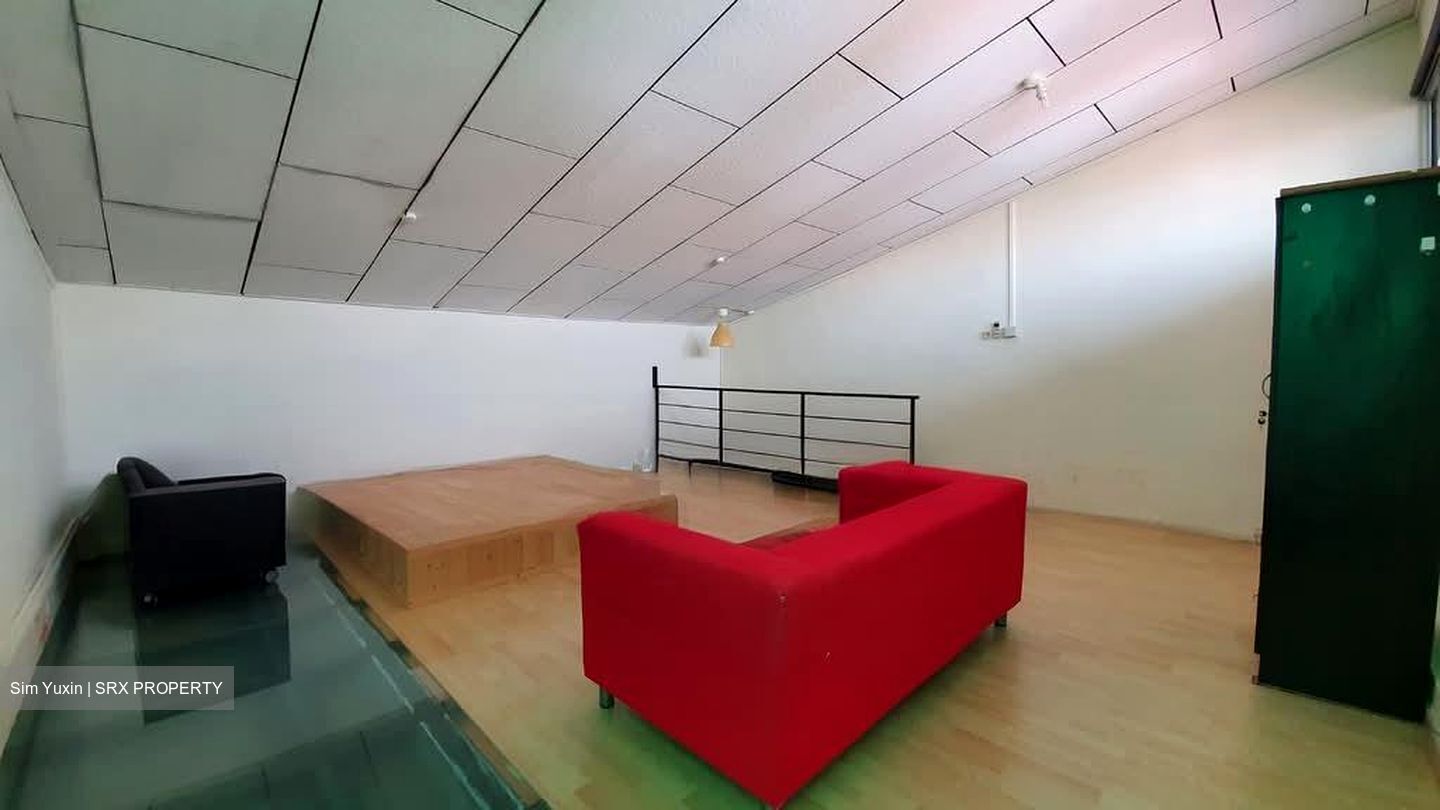 Bedok Shopping Complex (D16), Apartment #557855151